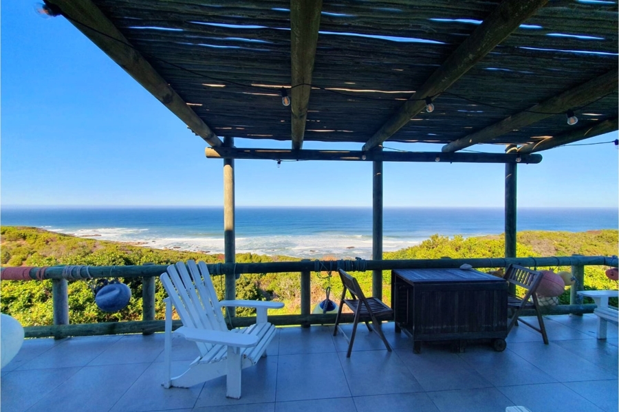 3 Bedroom Property for Sale in Fynbosstrand Western Cape